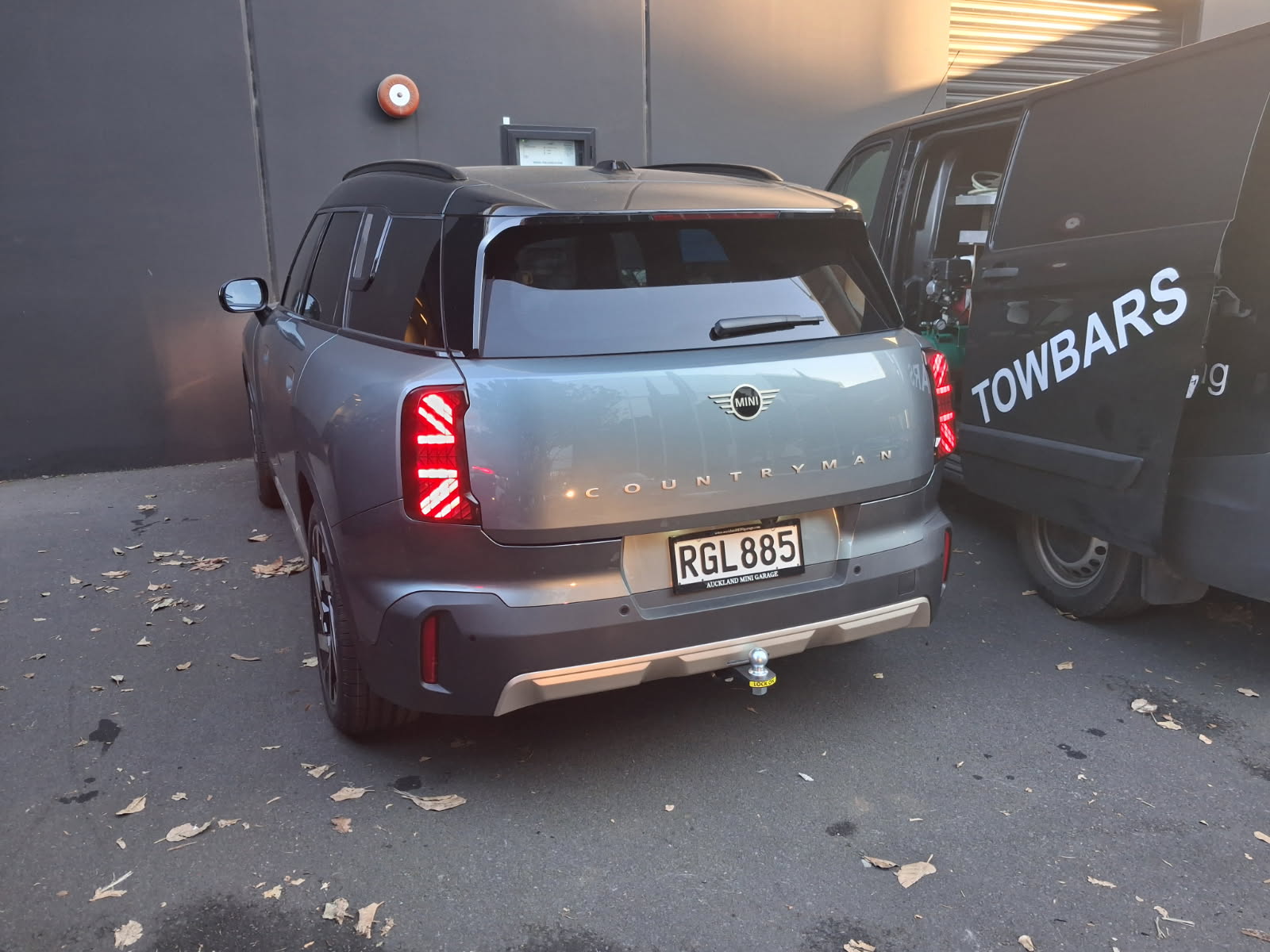 MINI COUNTRYMAN STATIONWAGON 2023-CURRENT